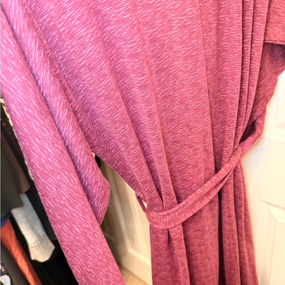 Nuit Rouge Robe - Picture 5 of 5